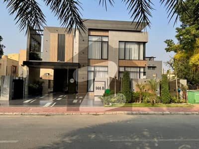1 Kanal Residential House For Sale In Gulbahar Block With Gas, Nearby Commercial Market, School, Mosque and health Care Canter 1 Kanal Residential House For Sale In Gulbahar Block With Gas, Nearby Commercial Market, School, Mosque and health Care Canter