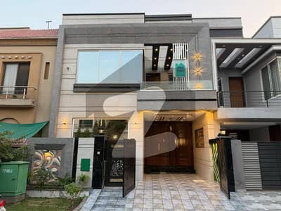 5 Marla Residential House For Sale In BB Block With Gas, Nearby Commercial Market, School, Mosque and health Care Canter