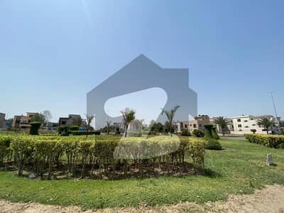5 Marla plot available for Sale in block FF Citi housing Gujranwala
