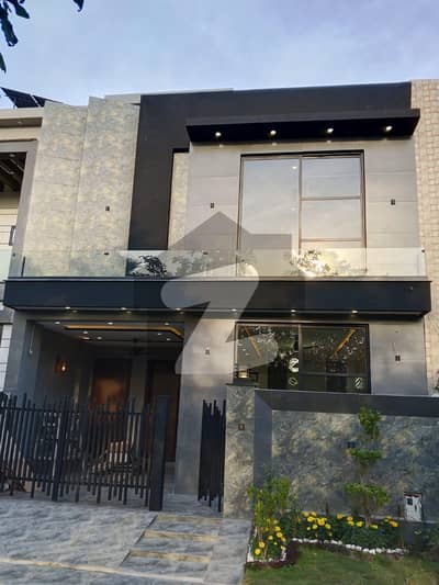 پام سٹی فیروزپور روڈ,لاہور میں 4 کمروں کا 5 مرلہ مکان 2.28 کروڑ میں برائے فروخت۔