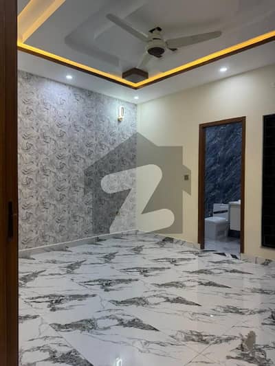 پارک ویو سٹی لاہور میں 4 کمروں کا 5 مرلہ مکان 2.0 کروڑ میں برائے فروخت۔