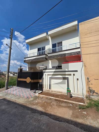 ائیرپورٹ ہاؤسنگ سوسائٹی - سیکٹر 4 ائیرپورٹ ہاؤسنگ سوسائٹی,راولپنڈی میں 3 کمروں کا 5 مرلہ مکان 1.5 کروڑ میں برائے فروخت۔