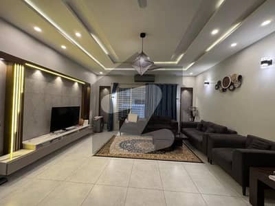 بحریہ ٹاؤن فیز 4 بحریہ ٹاؤن راولپنڈی,راولپنڈی میں 6 کمروں کا 1 کنال مکان 2.25 لاکھ میں کرایہ پر دستیاب ہے۔