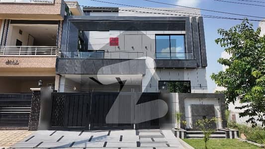 Prominently-Located 10 Marla House Available In LDA Avenue