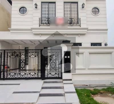 10 Marla House Is Available For sale In Tariq Gardens 10 Marla House Is Available For sale In Tariq Gardens