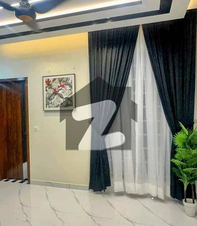 بحریہ ٹاؤن سیکٹرڈی بحریہ ٹاؤن,لاہور میں 3 کمروں کا 5 مرلہ مکان 70.0 ہزار میں کرایہ پر دستیاب ہے۔ بحریہ ٹاؤن سیکٹرڈی بحریہ ٹاؤن,لاہور میں 3 کمروں کا 5 مرلہ مکان 70.0 ہزار میں کرایہ پر دستیاب ہے۔