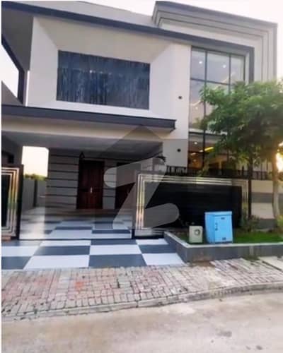 ٹاپ سٹی 1 - بلاک ڈی ٹاپ سٹی 1,اسلام آباد میں 5 کمروں کا 10 مرلہ مکان 1.6 لاکھ میں کرایہ پر دستیاب ہے۔ ٹاپ سٹی 1 - بلاک ڈی ٹاپ سٹی 1,اسلام آباد میں 5 کمروں کا 10 مرلہ مکان 1.6 لاکھ میں کرایہ پر دستیاب ہے۔