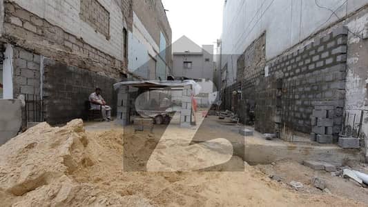 گلشنِ اقبال ٹاؤن کراچی میں 8 مرلہ عمارت 21.0 کروڑ میں برائے فروخت۔