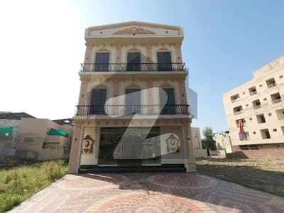 کینال گارڈن ۔ بلاک ای کینال گارڈن,لاہور میں 11 کمروں کا 8 مرلہ عمارت 8.0 کروڑ میں برائے فروخت۔