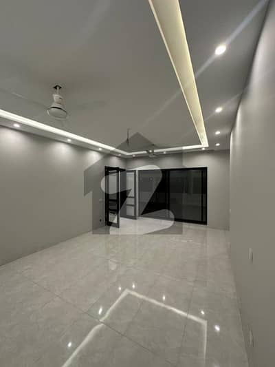 ڈی ایچ اے فیز 3 - بلاک ڈبل ایکس فیز 3,ڈیفنس (ڈی ایچ اے),لاہور میں 3 کمروں کا 1 کنال بالائی پورشن 1.15 لاکھ میں کرایہ پر دستیاب ہے۔