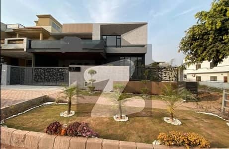 1 Kanal Luxury Designer House Avaliable For Sale In Bahria Enclave Sector C2