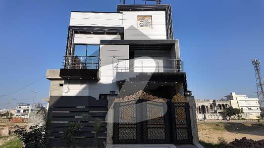 میٹرو سٹی جی ٹی روڈ,لاہور میں 5 کمروں کا 5 مرلہ مکان 1.78 کروڑ میں برائے فروخت۔