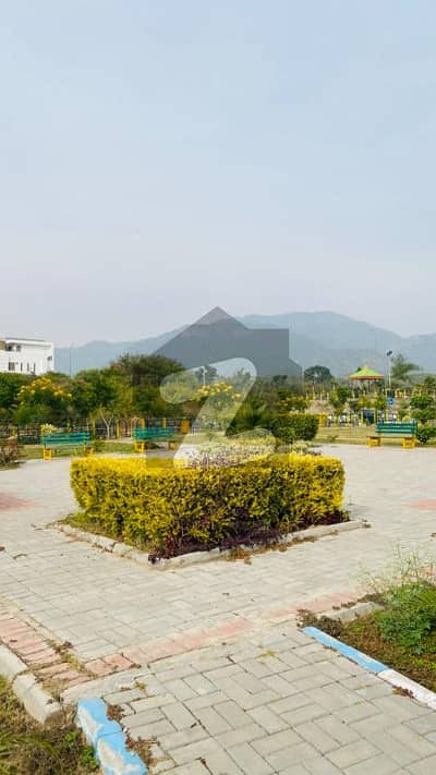 Hot Deal 272 Square Yards Plot Available In Sector D-12