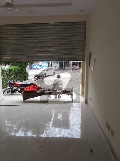 جوہر ٹاؤن فیز 2 جوہر ٹاؤن,لاہور میں 1 کمرے کا 2 مرلہ دکان 1.0 لاکھ میں کرایہ پر دستیاب ہے۔