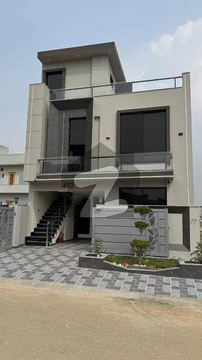 BRAND NEW DESIGNER HOUSE BLOCK C - FAISAL TOWN
