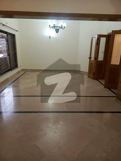 Ground Portion for Rent in E-11, Islamabad 1 Kanal House