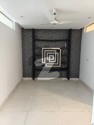 1 Bed Studio Apartment For Rent 1 Bed Studio Apartment For Rent