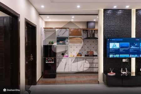 ORIGINAL PHOTOS 2 BED FULLY FURNISHED APARTMENT IDEAL LOCATION DHA PHASE 8 EX AIR AVENUE