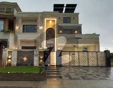 G13 Brand New luxury House For Sale Size 40*80 original picture attached  rental value 350k