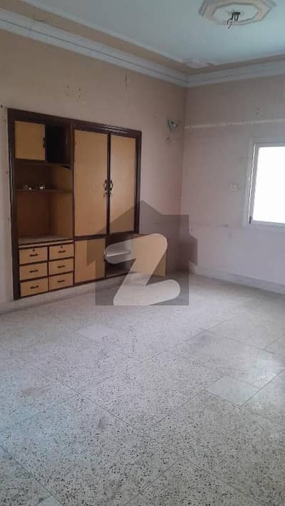 گلشنِ اقبال - بلاک 18 گلشنِ اقبال,گلشنِ اقبال ٹاؤن,کراچی میں 3 کمروں کا 14 مرلہ مکان 13.0 کروڑ میں برائے فروخت۔