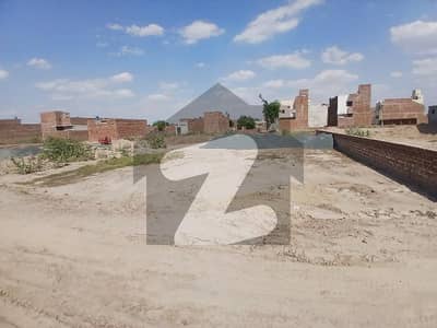 اتحاد گارڈن فیز 1 - بلاک اے اتحاد گارڈن فیز 1,اتحاد گارڈن,ایئر پورٹ روڈ,رحیم یار خان میں 2 کنال رہائشی پلاٹ 3.2 کروڑ میں برائے فروخت۔