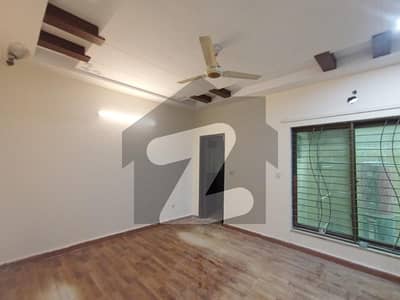 3 marla uper portion for rent in formanites