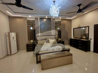 ڈی ایچ اے فیز 8 ڈی ایچ اے ڈیفینس,کراچی میں 5 کمروں کا 1 کنال مکان 16.5 کروڑ میں برائے فروخت۔