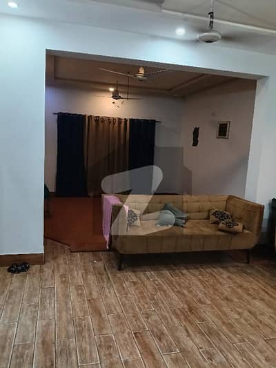10 Marla House For Rent In Paragon City