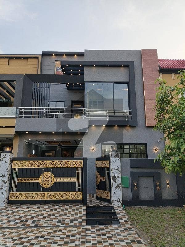 5 Marla house available for sale 5 Marla house available for sale