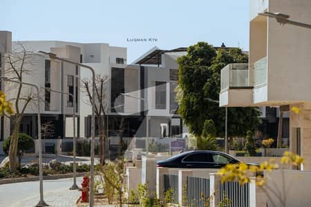 Urgent Sale 10 Marla Golf Course Facing Main Road Villa Plot