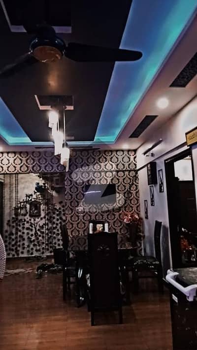 2nd Floor 3 Bed For Sale Corner Flat