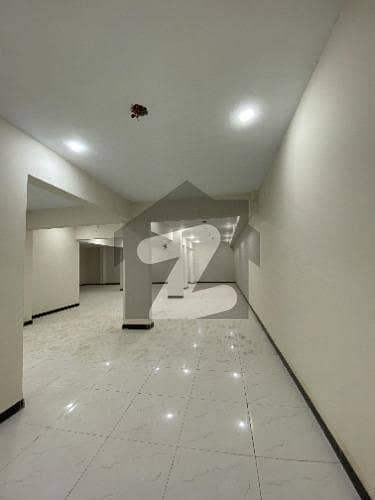 نارتھ ناظم آباد ۔ بلاک جے نارتھ ناظم آباد,کراچی میں 11 مرلہ دفتر 1.6 لاکھ میں کرایہ پر دستیاب ہے۔