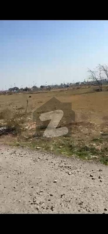 Block F 1505 1Kanal Main 120'Road Located Plot For Sale
