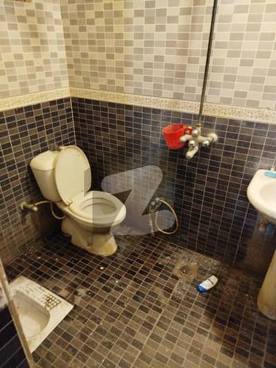 4 Marla lower portion for rent