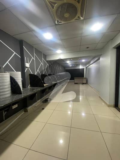 گلستانِِ جوہر ۔ بلاک 2 گلستانِ جوہر,کراچی میں 2 مرلہ دفتر 1.1 لاکھ میں کرایہ پر دستیاب ہے۔