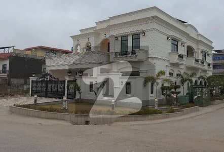 A Corner 1 Kanal House Has Landed On Market In G-13/2 Of Islamabad