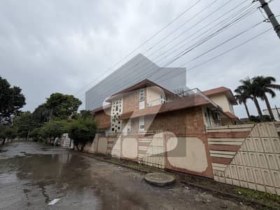 30.5 Marla House For Sale Zafar Ali Road Double Barrier Cantt Sialkot  Urgent Sale Invester Rate