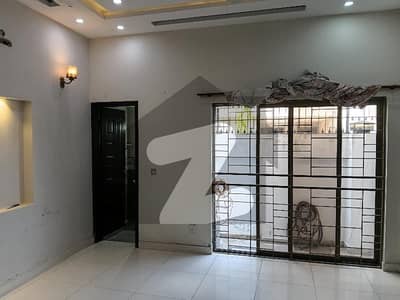 فارمانئیٹس ہاؤسنگ سکیم لاہور میں 2 کمروں کا 5 مرلہ فلیٹ 30.0 ہزار میں کرایہ پر دستیاب ہے۔ فارمانئیٹس ہاؤسنگ سکیم لاہور میں 2 کمروں کا 5 مرلہ فلیٹ 30.0 ہزار میں کرایہ پر دستیاب ہے۔