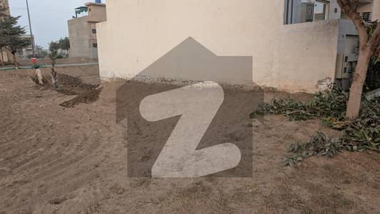 پارک ویو سٹی ۔ سلور بلاک پارک ویو سٹی,لاہور میں 5 مرلہ رہائشی پلاٹ 41.0 لاکھ میں برائے فروخت۔