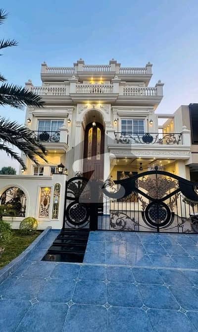 Highly-Desirable Prime Location House Available In Citi Housing Society For sale