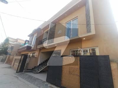 ڈیفنس روڈ راولپنڈی میں 5 کمروں کا 6 مرلہ مکان 2.25 کروڑ میں برائے فروخت۔