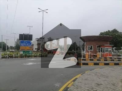 1 Kanal Hot Prime Park Facing Plot