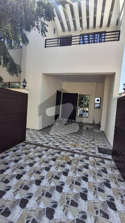 125 sq yards Luxury Brand new Villa For Sale 125 sq yards Luxury Brand new Villa For Sale