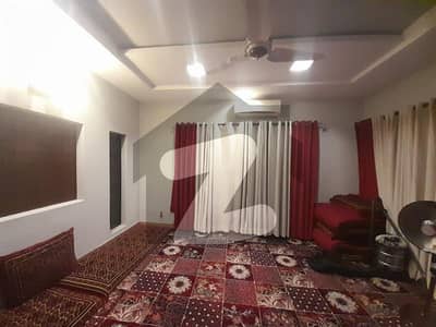 ڈی ایچ اے فیز 1 ڈیفنس (ڈی ایچ اے),لاہور میں 5 کمروں کا 1 کنال مکان 7.25 کروڑ میں برائے فروخت۔