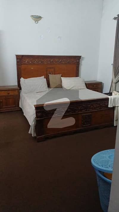 10 Marla Uper Portion For Rent In DHA Lahore