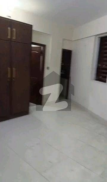 Prime Location 1800 Square Feet Flat For rent In Beautiful Jami Commercial Area