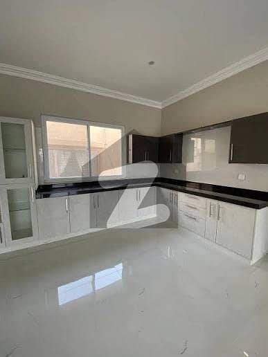 ڈی ایچ اے فیز 7 ڈیفنس (ڈی ایچ اے),لاہور میں 4 کمروں کا 10 مرلہ مکان 1.8 لاکھ میں کرایہ پر دستیاب ہے۔