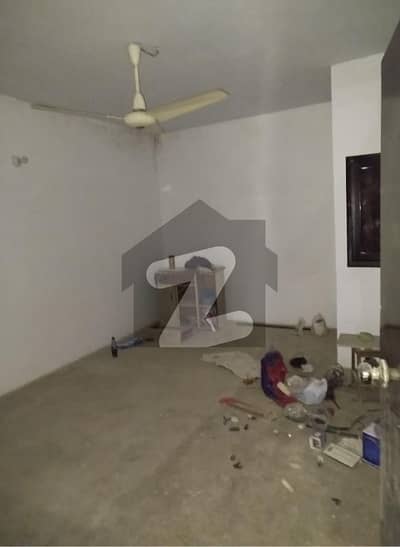 Full Floor Flat With Roof