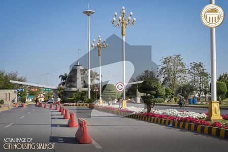 Block HH 12 Marla commercial plot for sale at prime Location