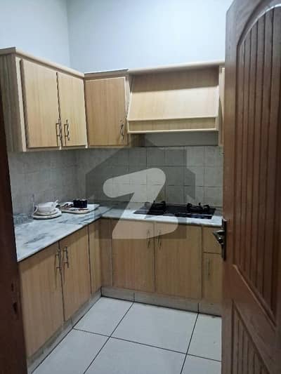 1 bed unfurnished apartment for rent